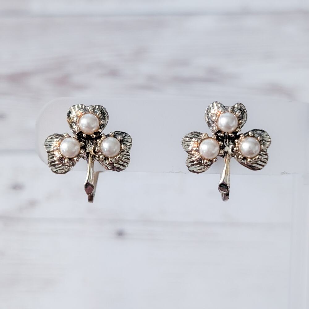 Vintage Vanco Screw On Earrings Shamrock with Faux Pearls